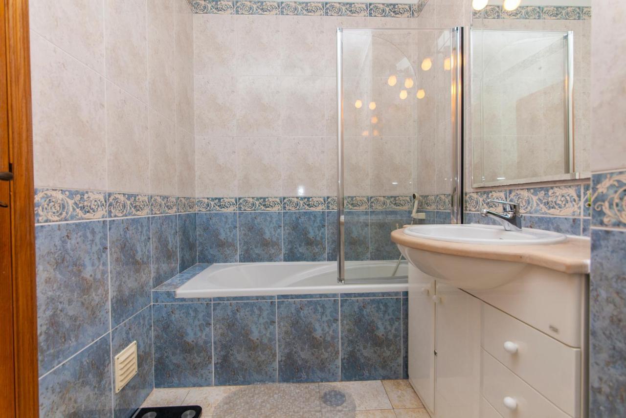 Gama Avenue Apartments Lagos Luaran gambar