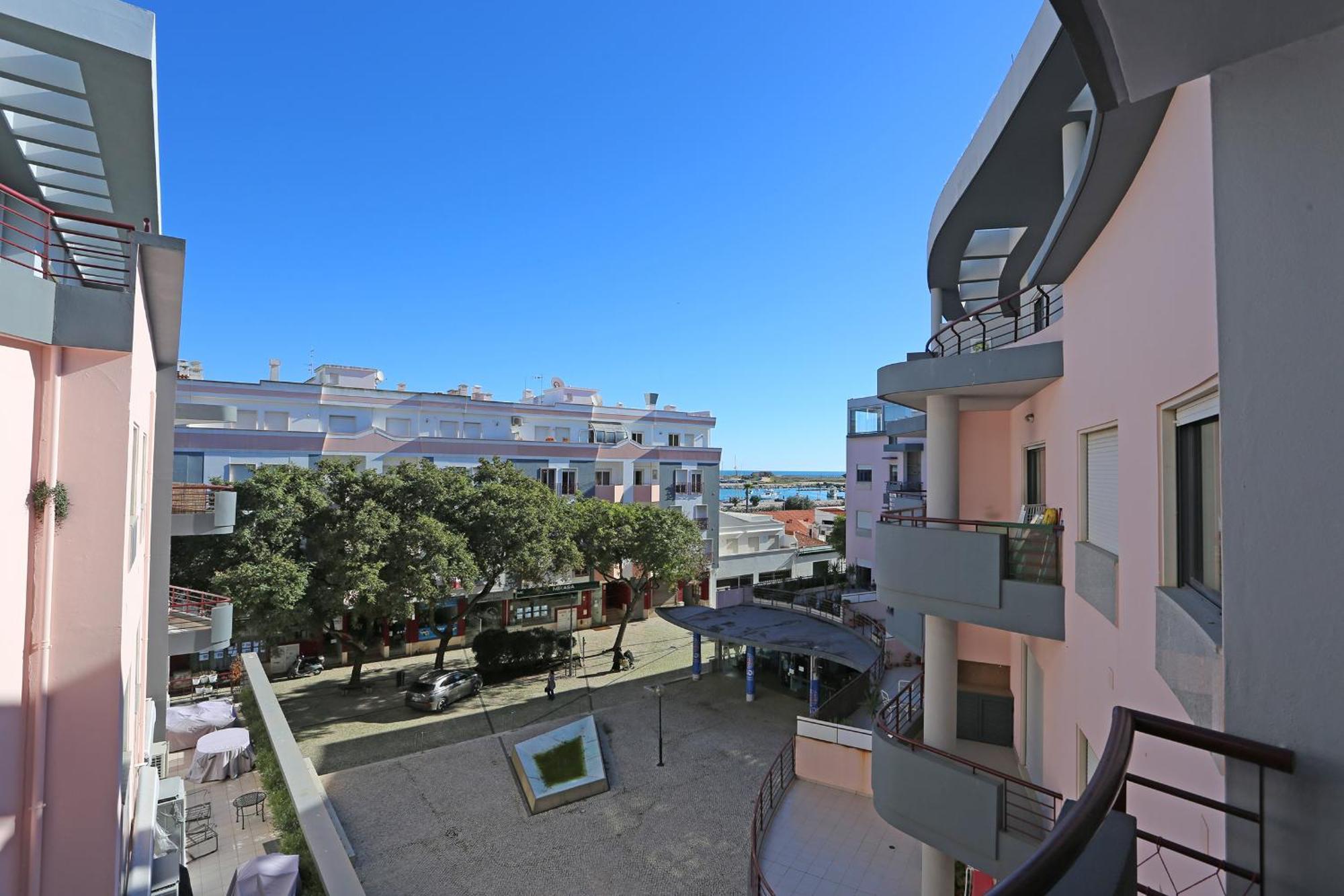 Gama Avenue Apartments Lagos Luaran gambar